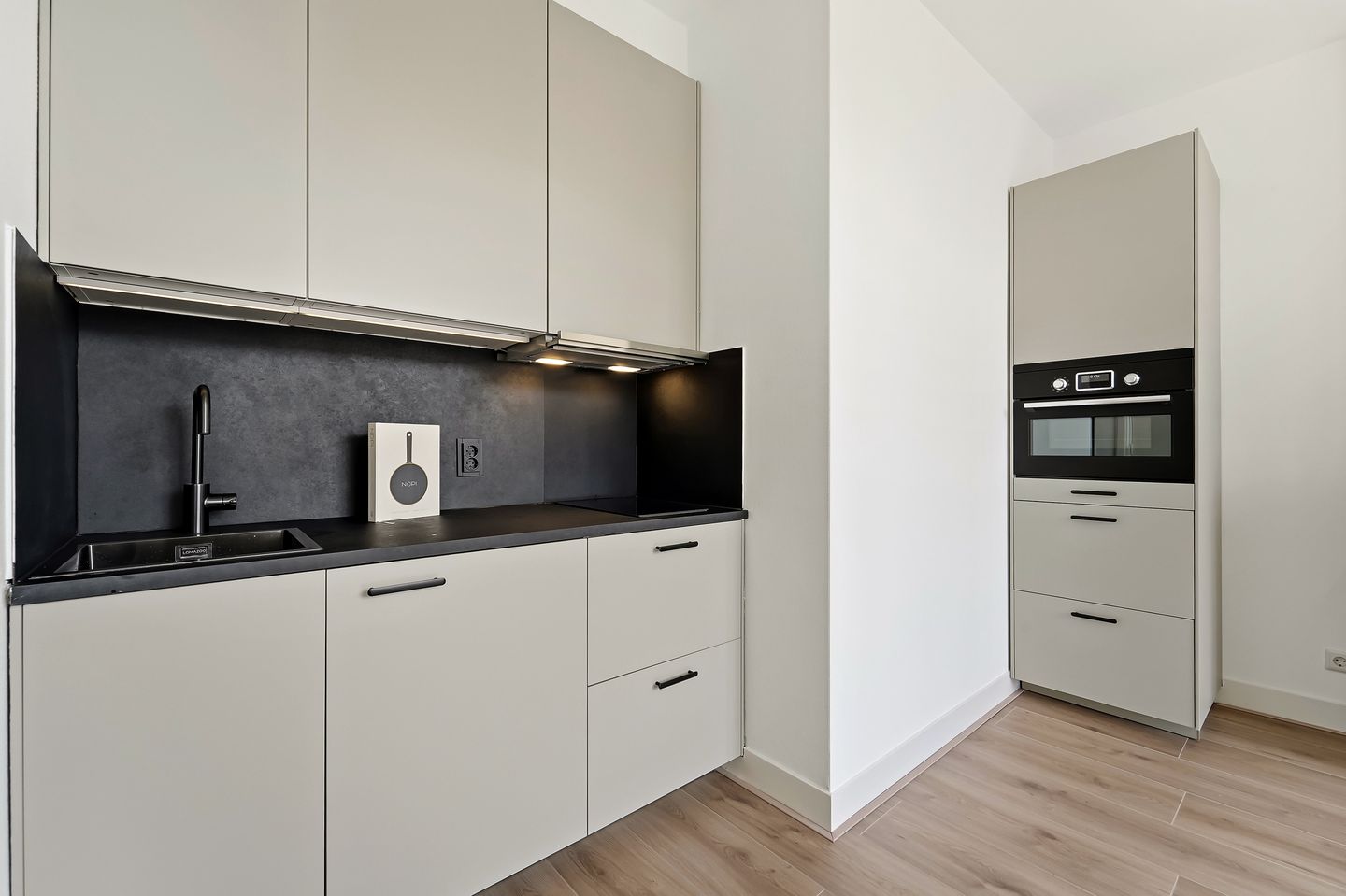 Photo 5 of Van Bylandtstraat 138-C
