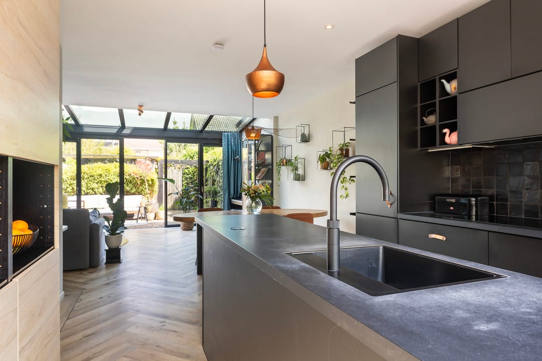 Photo 11 of Urlusstraat 31