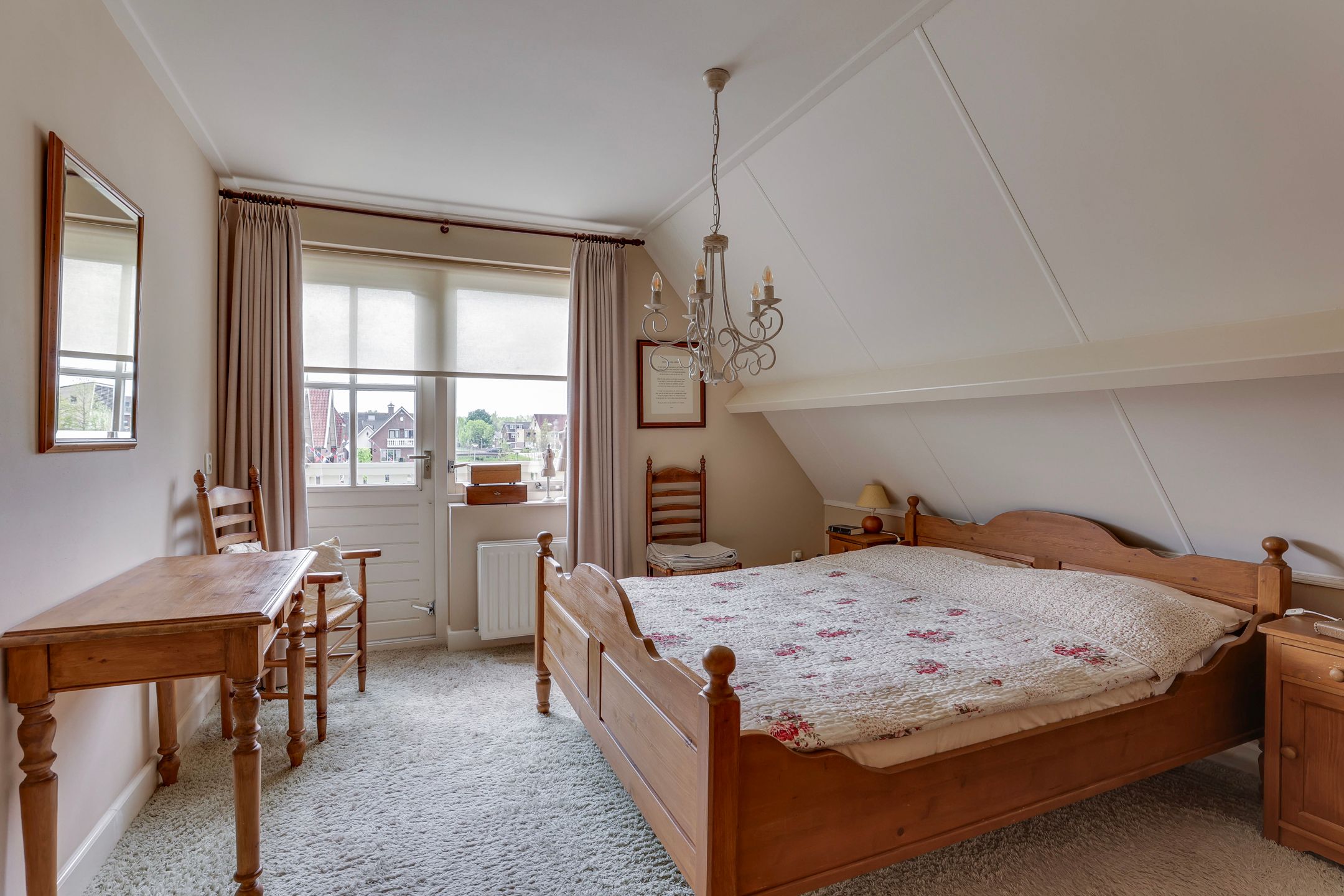 Photo 30 of Roerdomp 36