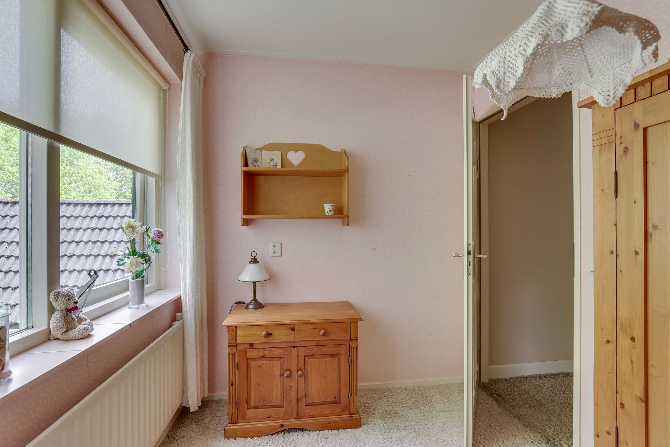 Photo 39 of Roerdomp 36