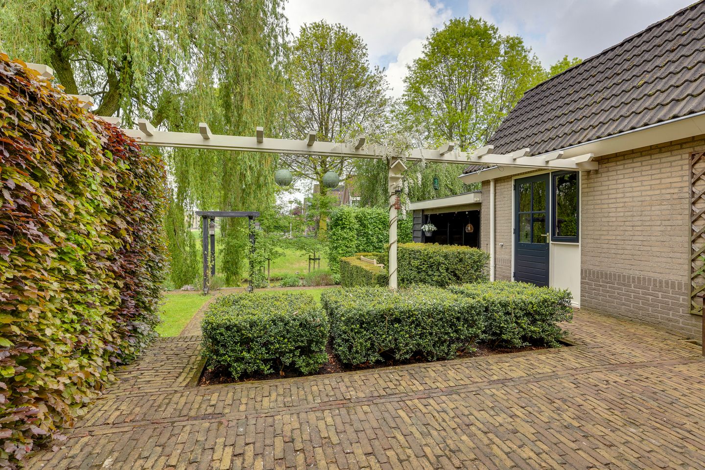 Photo 44 of Roerdomp 36