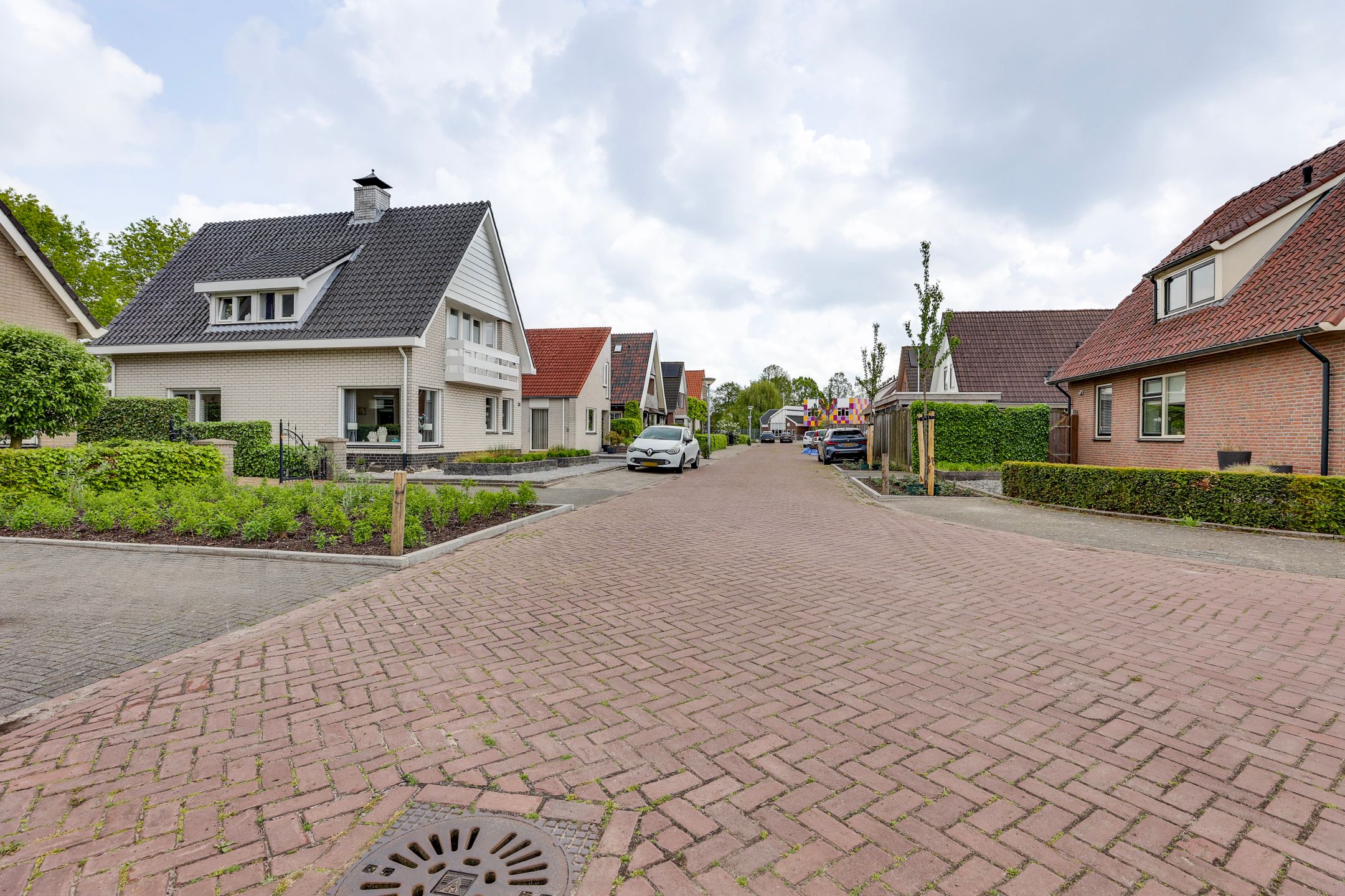 Photo 60 of Roerdomp 36