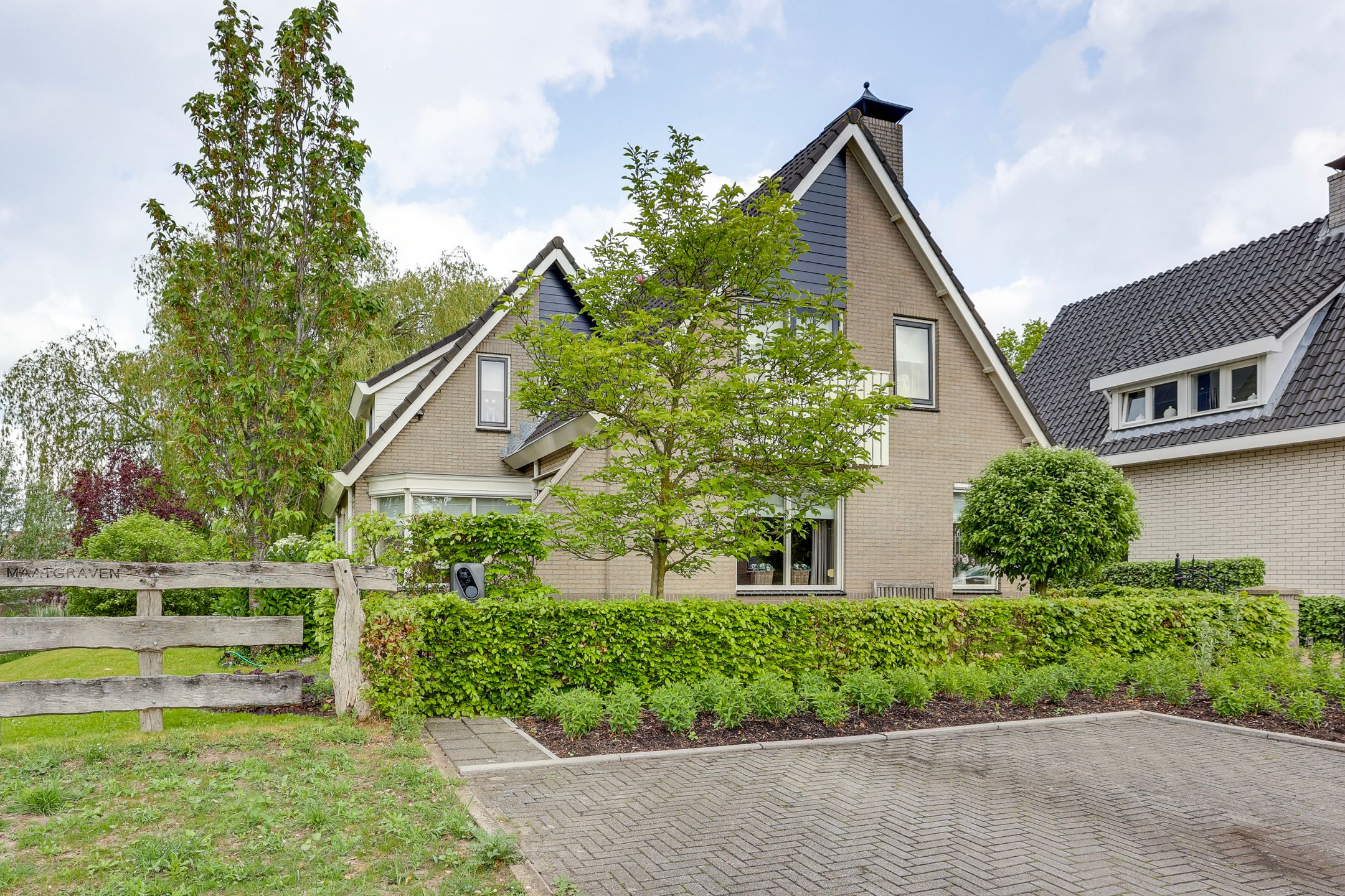 Photo 6 of Roerdomp 36