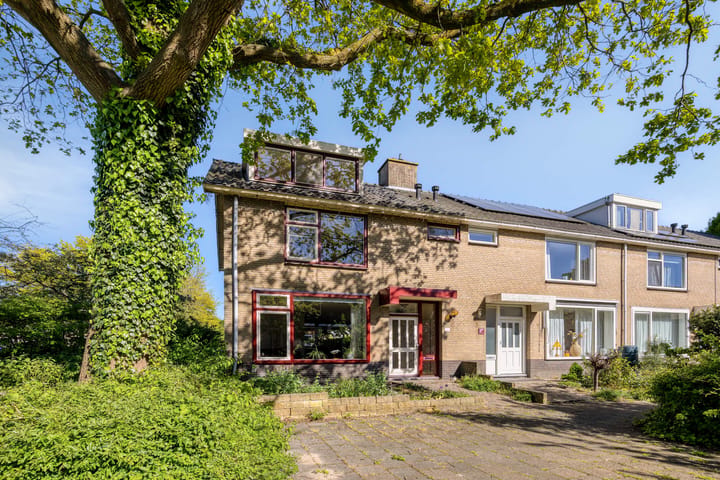 Photo 4 of Bremstraat 40