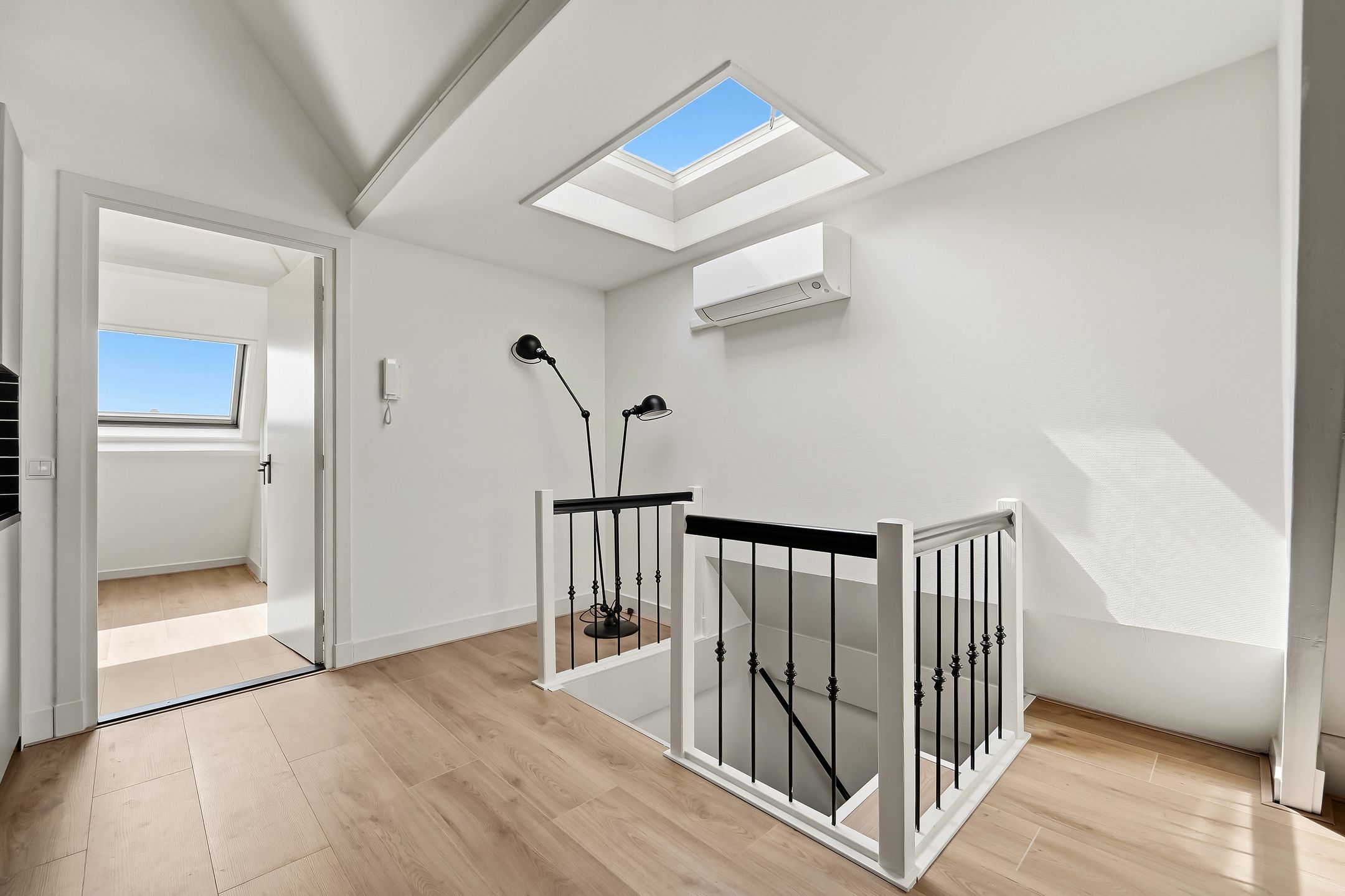 Apartment in 's-Gravenhage, Regentessekwartier, Segbroek - View 4