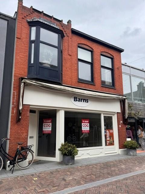 View photo 4 of Langstraat 60
