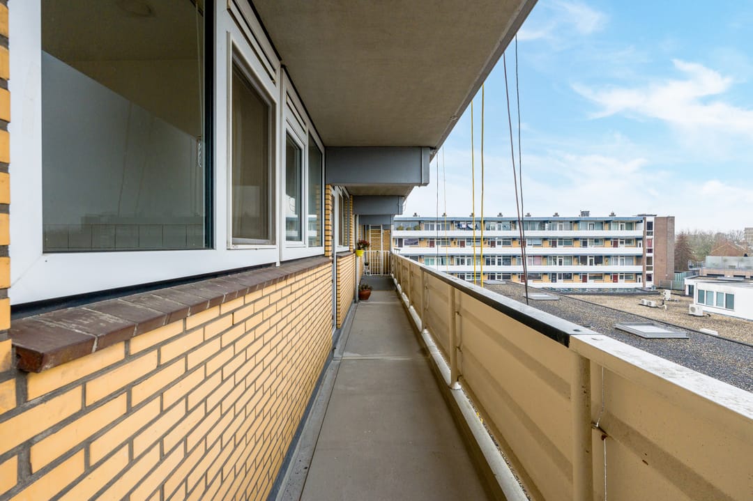 Photo 32 of Ouddiemerlaan 103