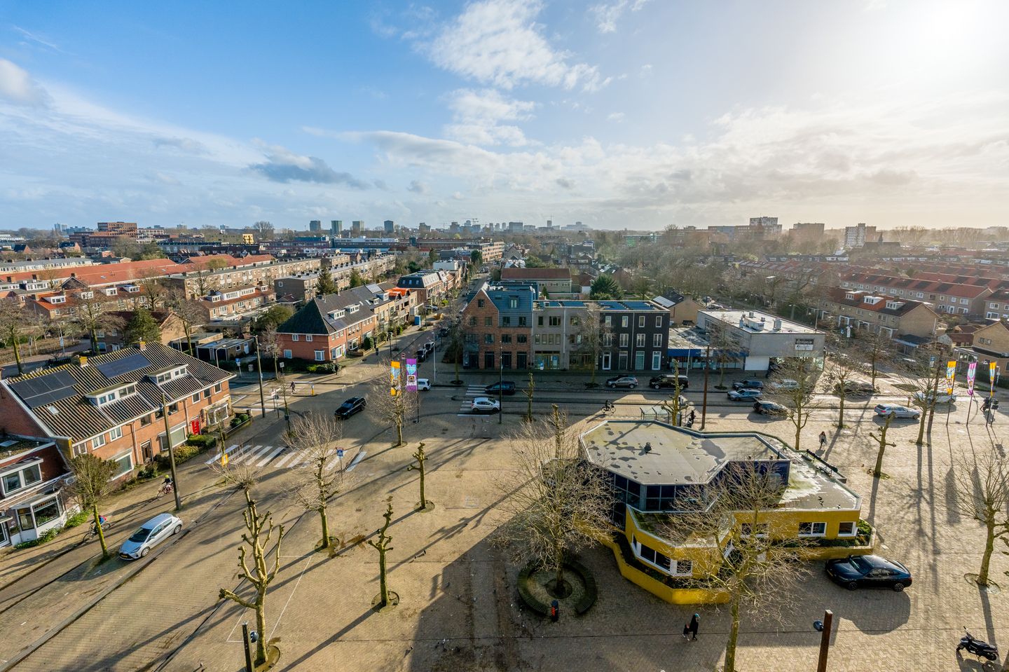 Photo 40 of Ouddiemerlaan 143