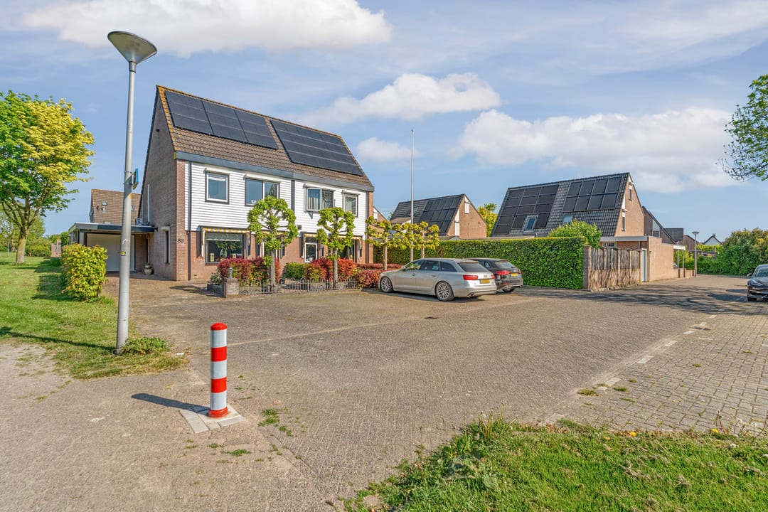 Photo 52 of Schoutstraat 88