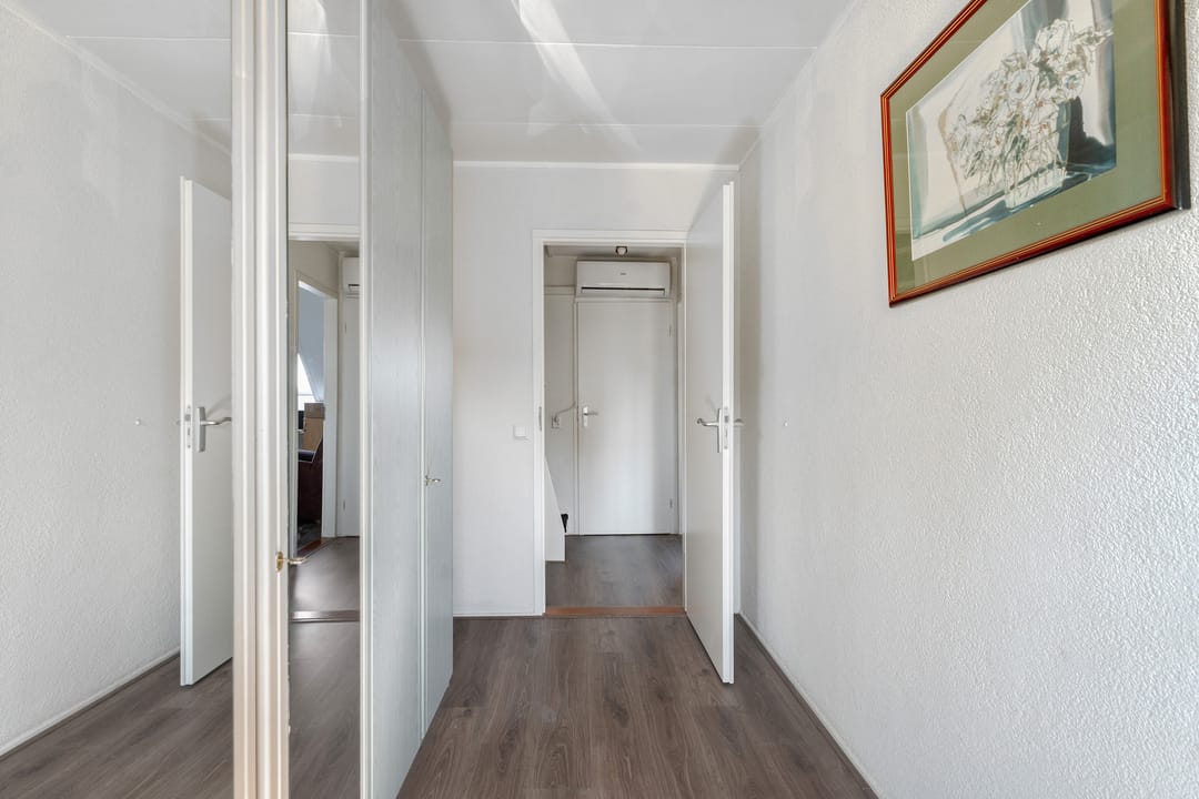 Photo 22 of Schoutstraat 88