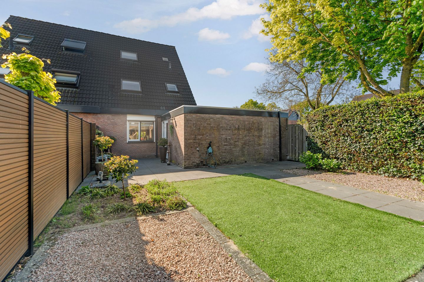 Photo 40 of Schoutstraat 88