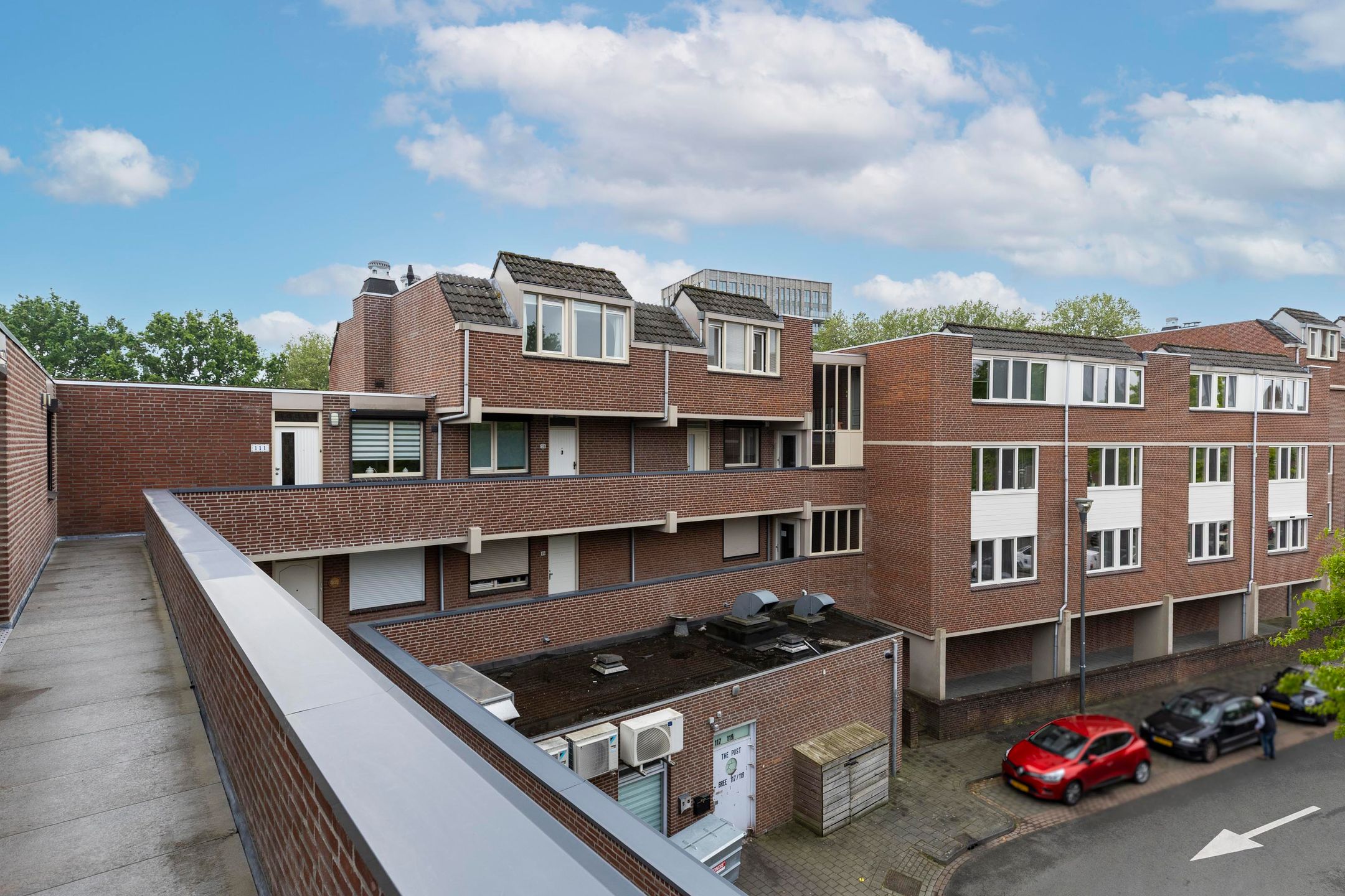 Foto 12 van Bree 107