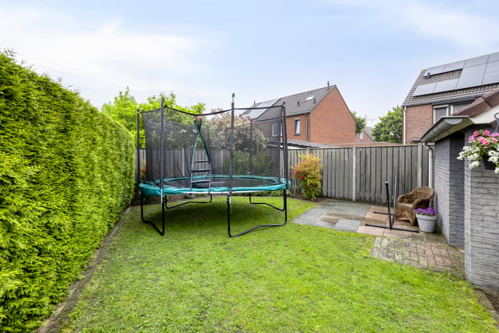 Hoekwoning te koop: Sint Ursulahof 73, Kessel