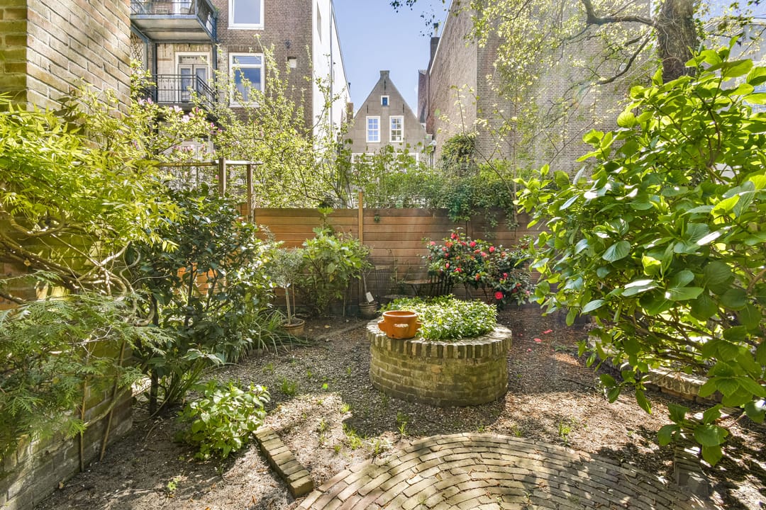 Photo 13 of Goudsbloemstraat 65