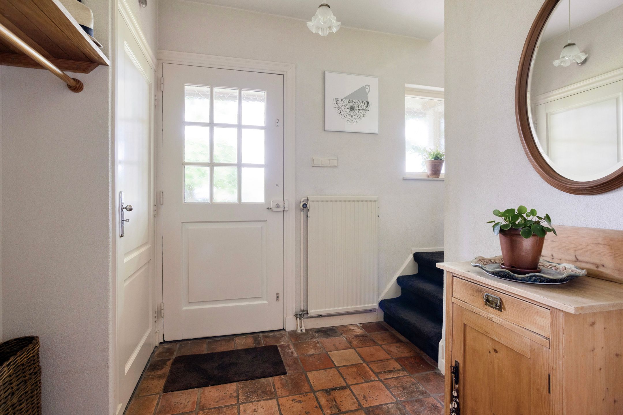 Spacious Detached Home with Five Bedrooms and Sunny Garden in Quiet Green Surroundings — 21