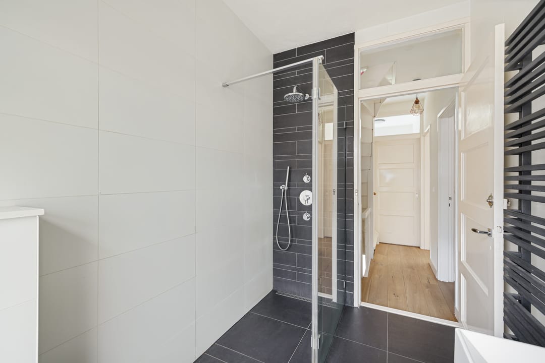 Photo 32 of Van Swindenstraat 106