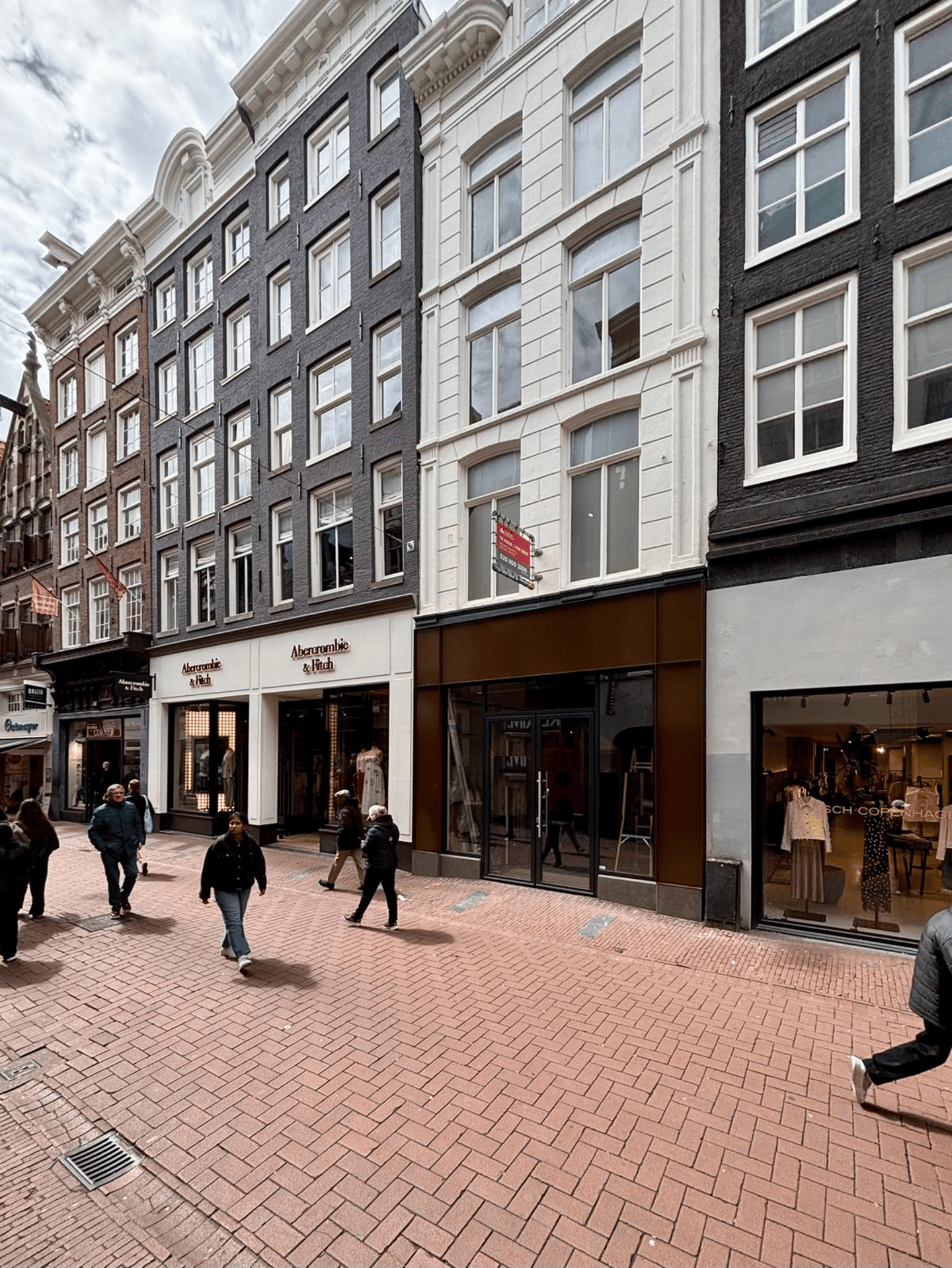 Bekijk foto 1 van Kalverstraat 166