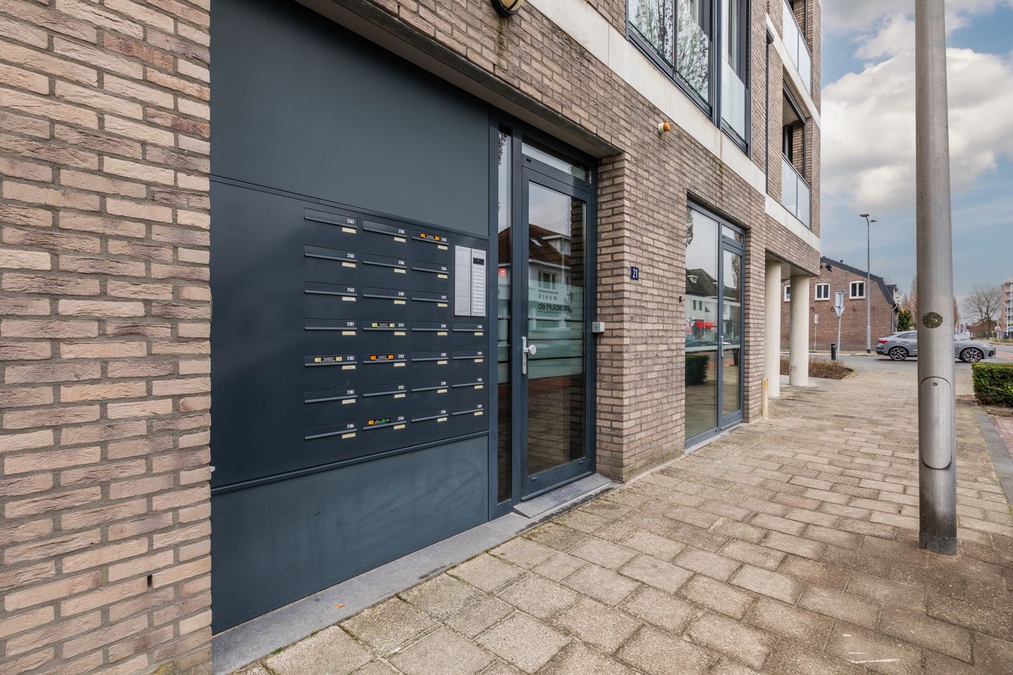 Photo 34 of Roermondseweg 21-E2