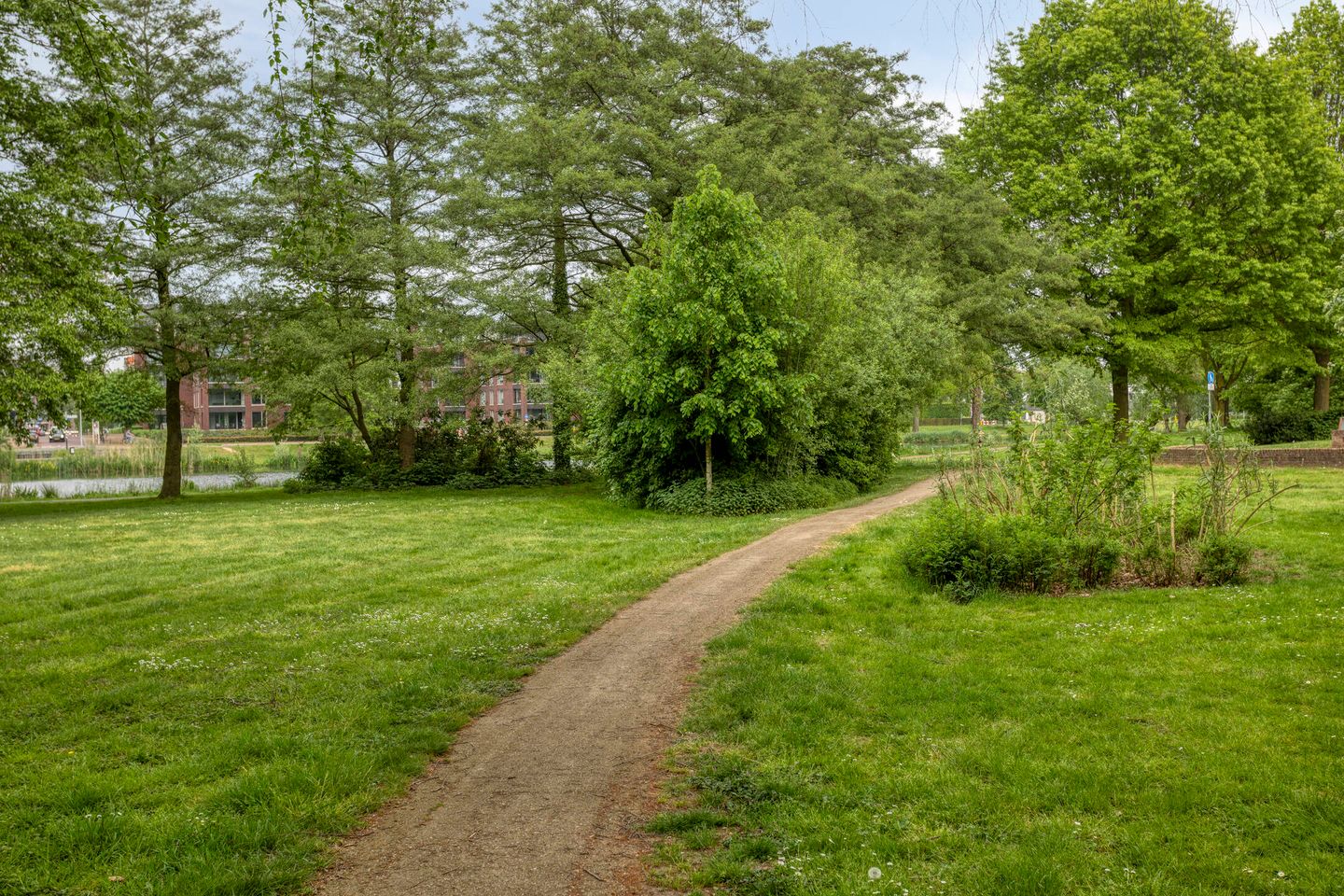 Photo 35 of Diepvoorde 2607