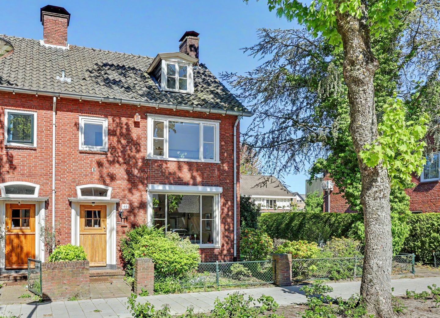 Photo 5 of Joan Coststraat 40