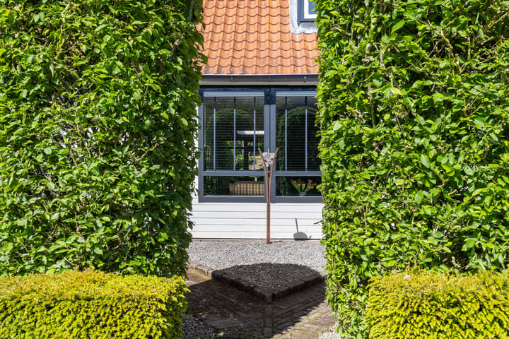 Tussenwoning te koop: President Reitzlaan 24, Eindhoven