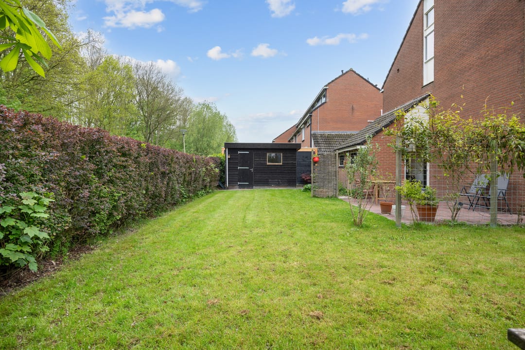 Photo 22 of Dr.M. Noordewierstraat 33