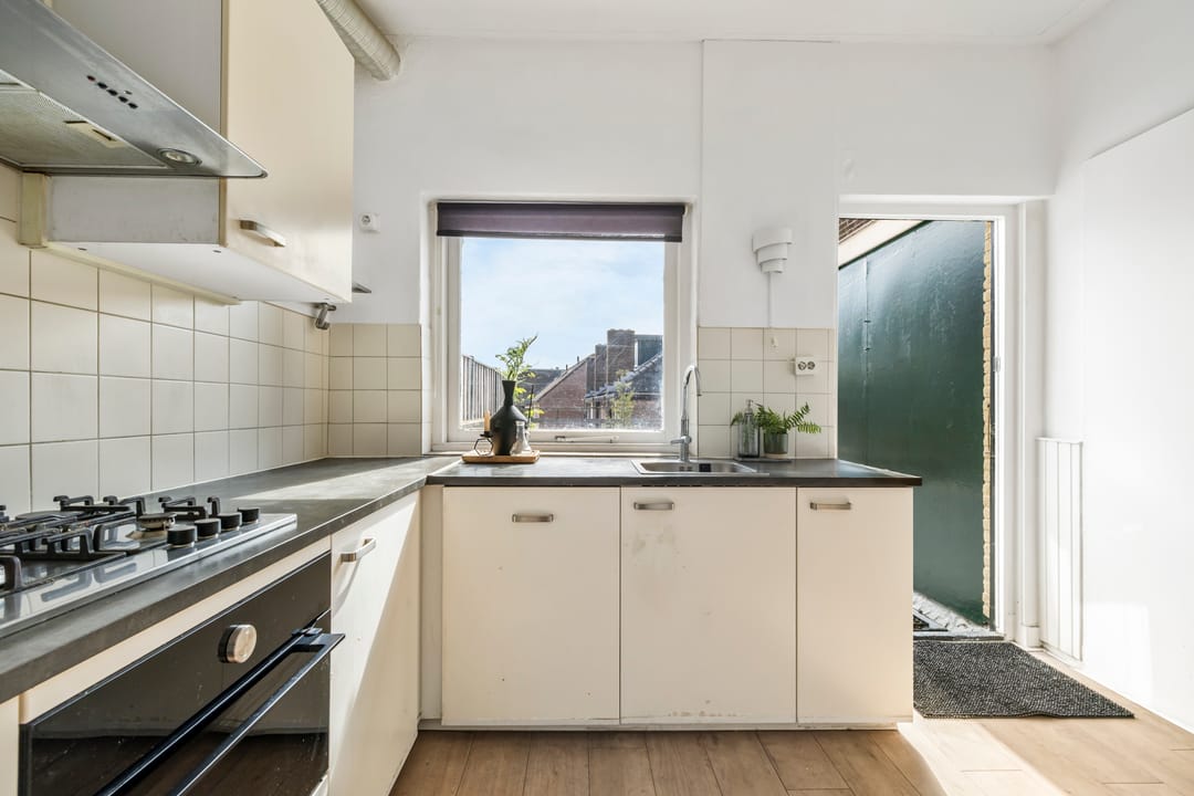 Photo 11 of 1e Oosterstraat 1-C