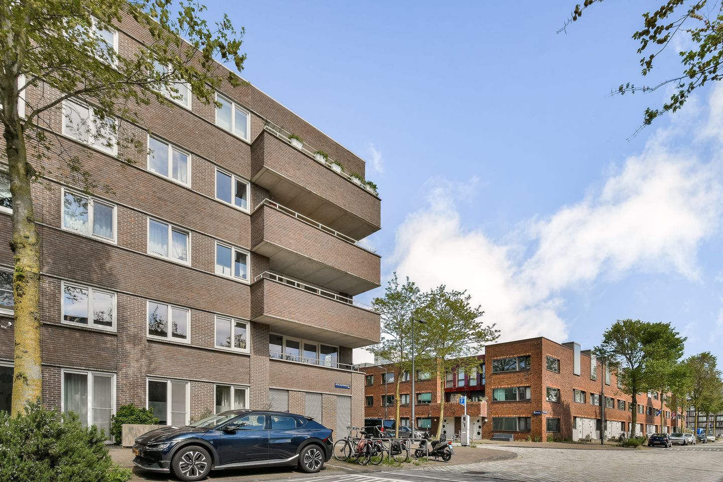 Photo 20 of Eva Besnyöstraat 374