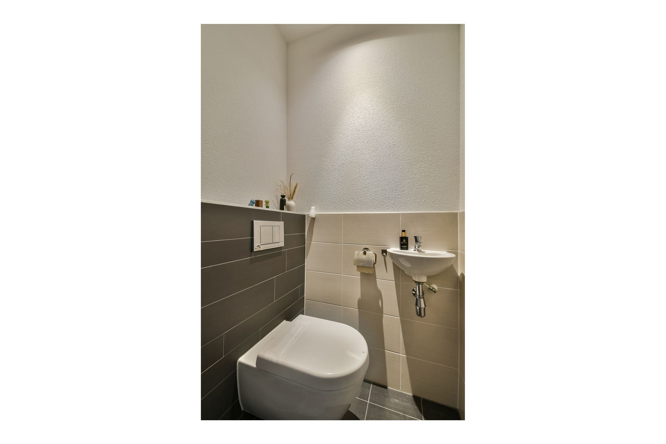 Photo 18 of Eva Besnyöstraat 374