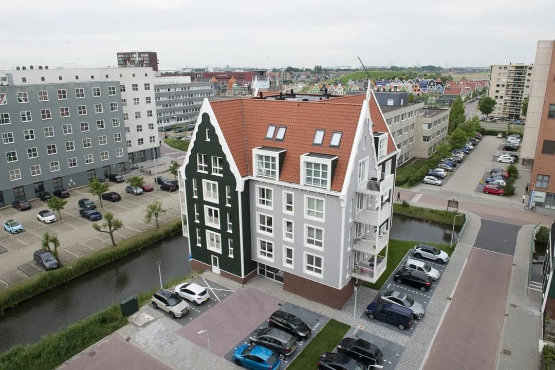 Foto 1 van Vurehout 20-F