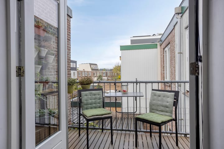 Foto 4 van Besoekistraat 32-A