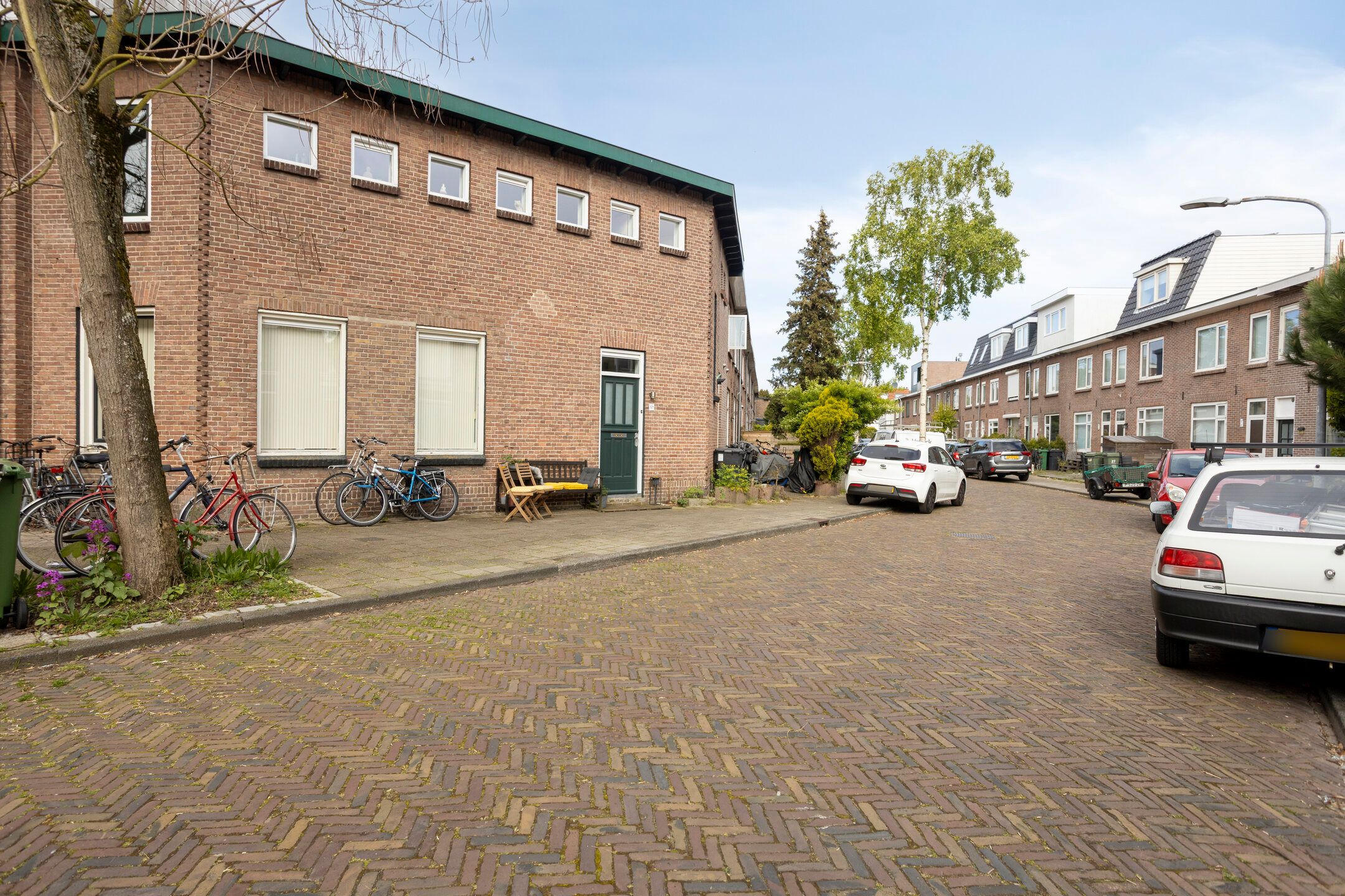 Foto 33 van Besoekistraat 32-A