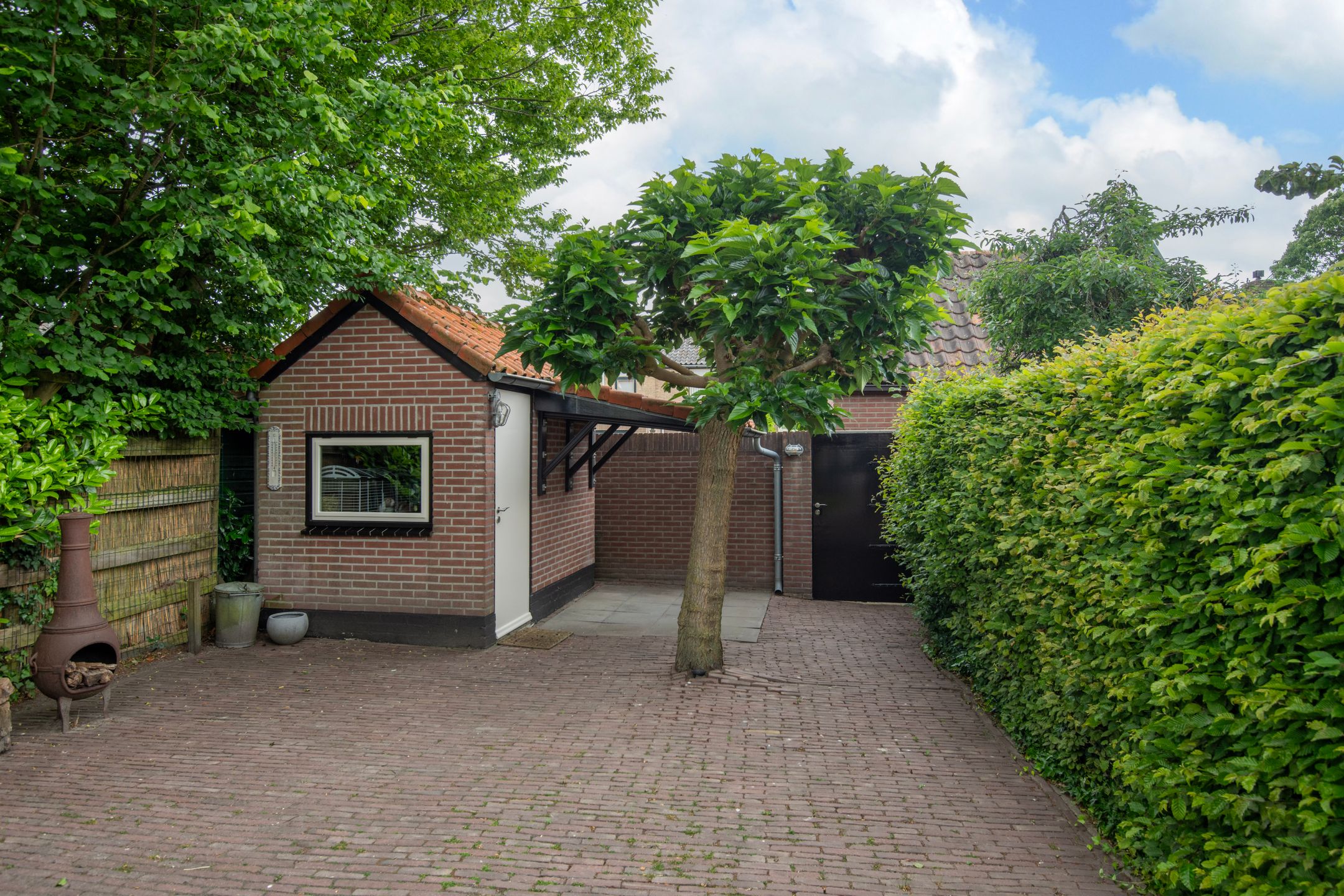 Photo 24 of Van Effrinkstraat 10