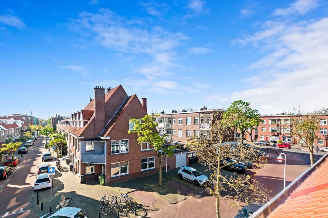Characterful Double Upper Apartment with Modern Updates in Laakkwartier-Oost — 13