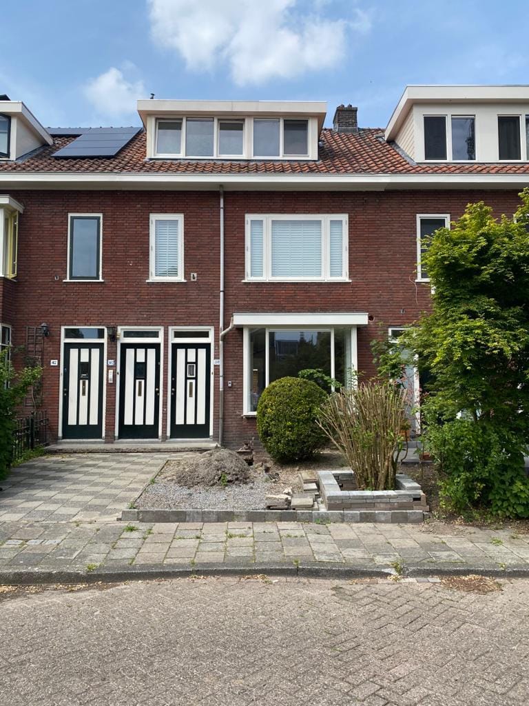 Foto 1 van Azaleastraat 38