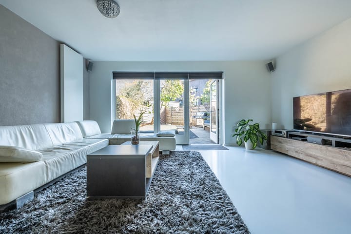 Tussenwoning te koop: Oudeweg 83A, Haarlem