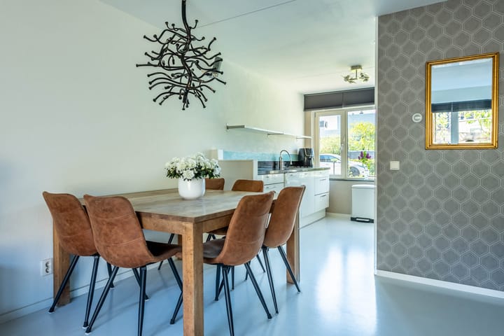 Tussenwoning te koop: Oudeweg 83A, Haarlem