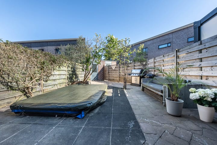 Tussenwoning te koop: Oudeweg 83A, Haarlem