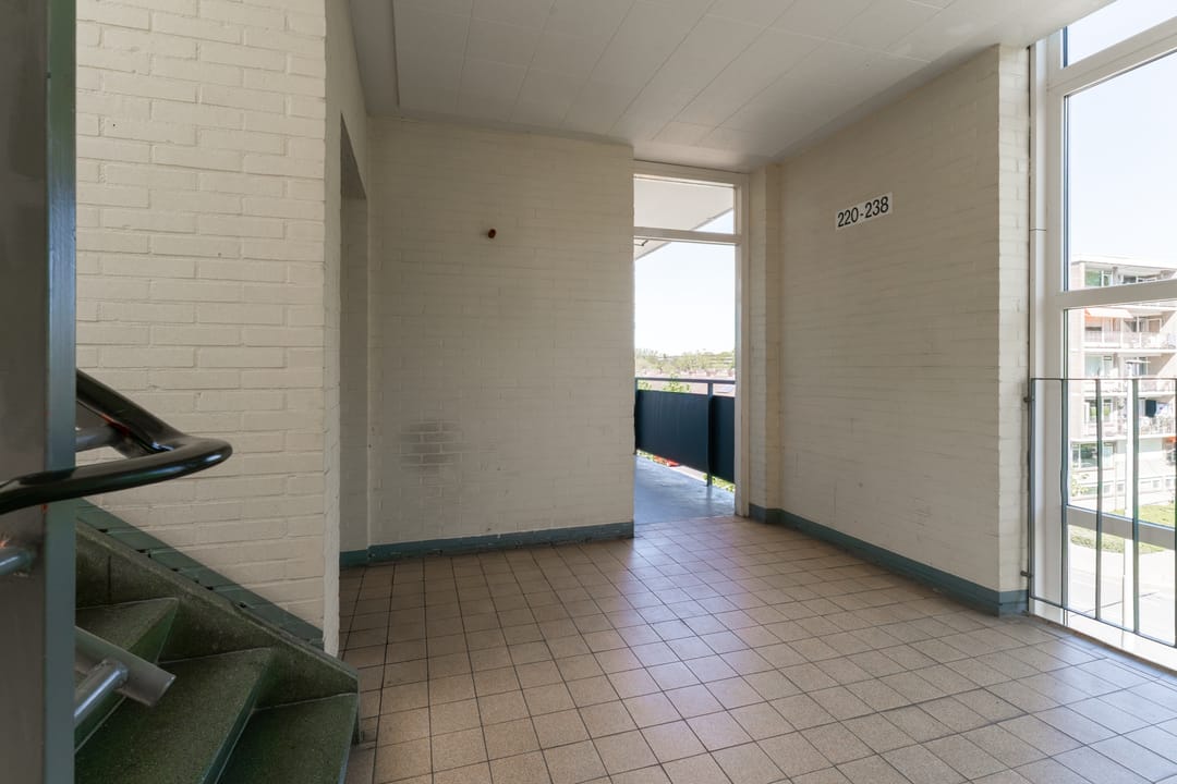 Photo 17 of Middachtensingel 232