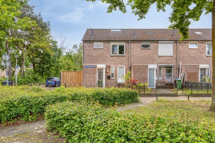 Photo 2 of Overijsselplantsoen 37