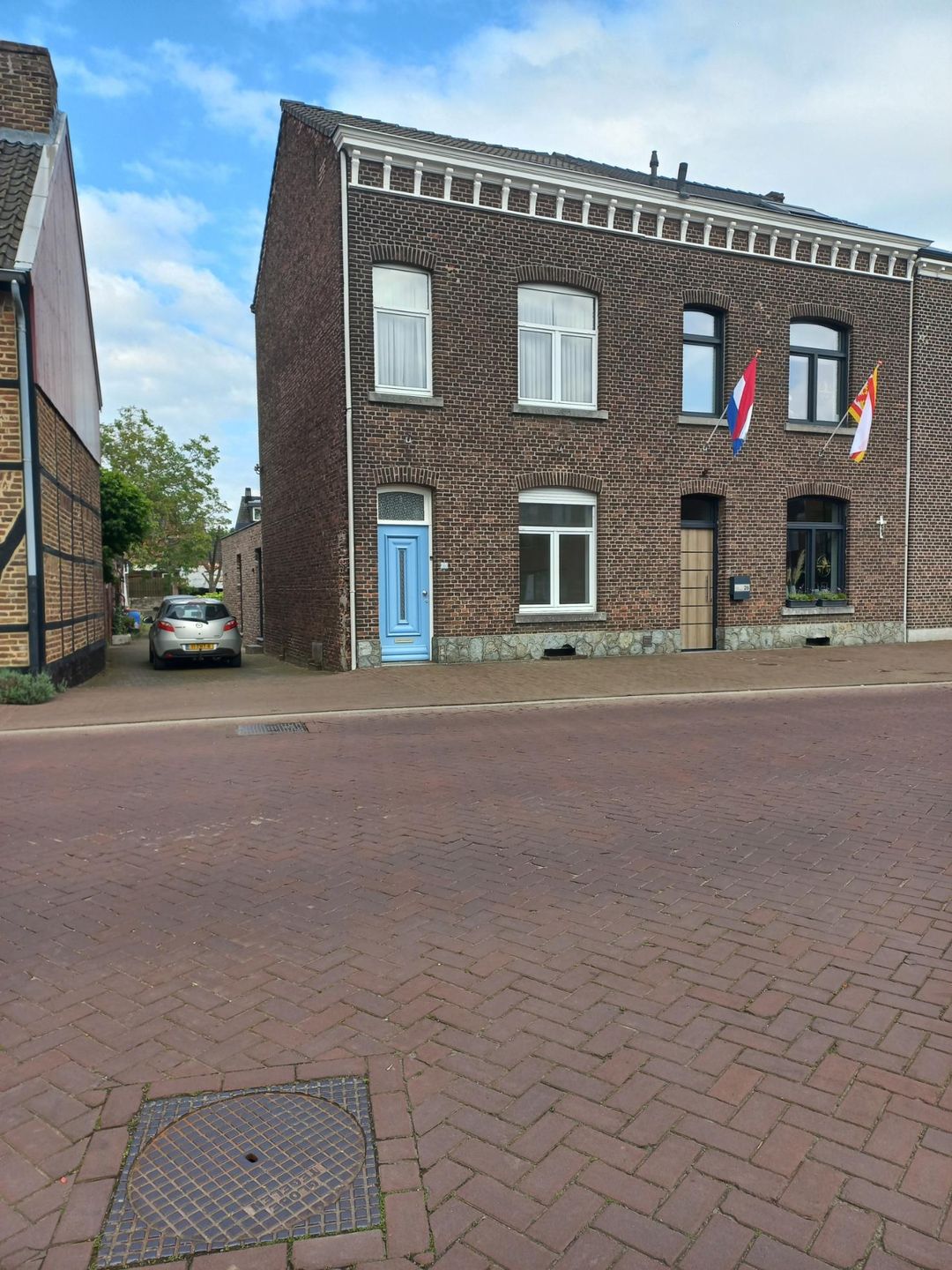 Foto 1 van Emmastraat 28-A