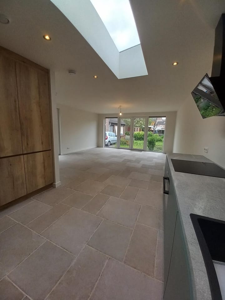 Photo 4 of Emmastraat 28-A