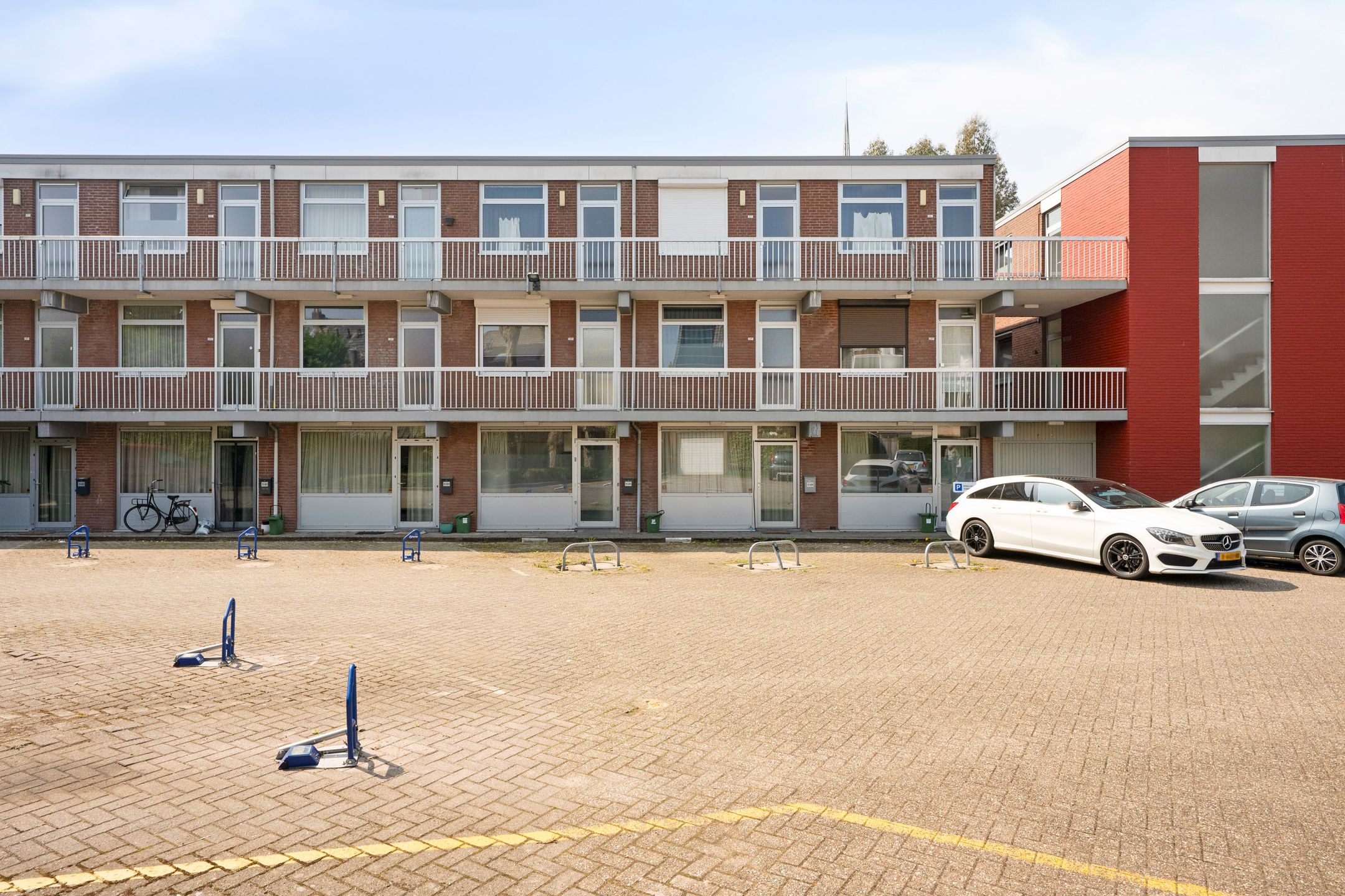 Photo 18 of Dokter van Kleefstraat 24-B