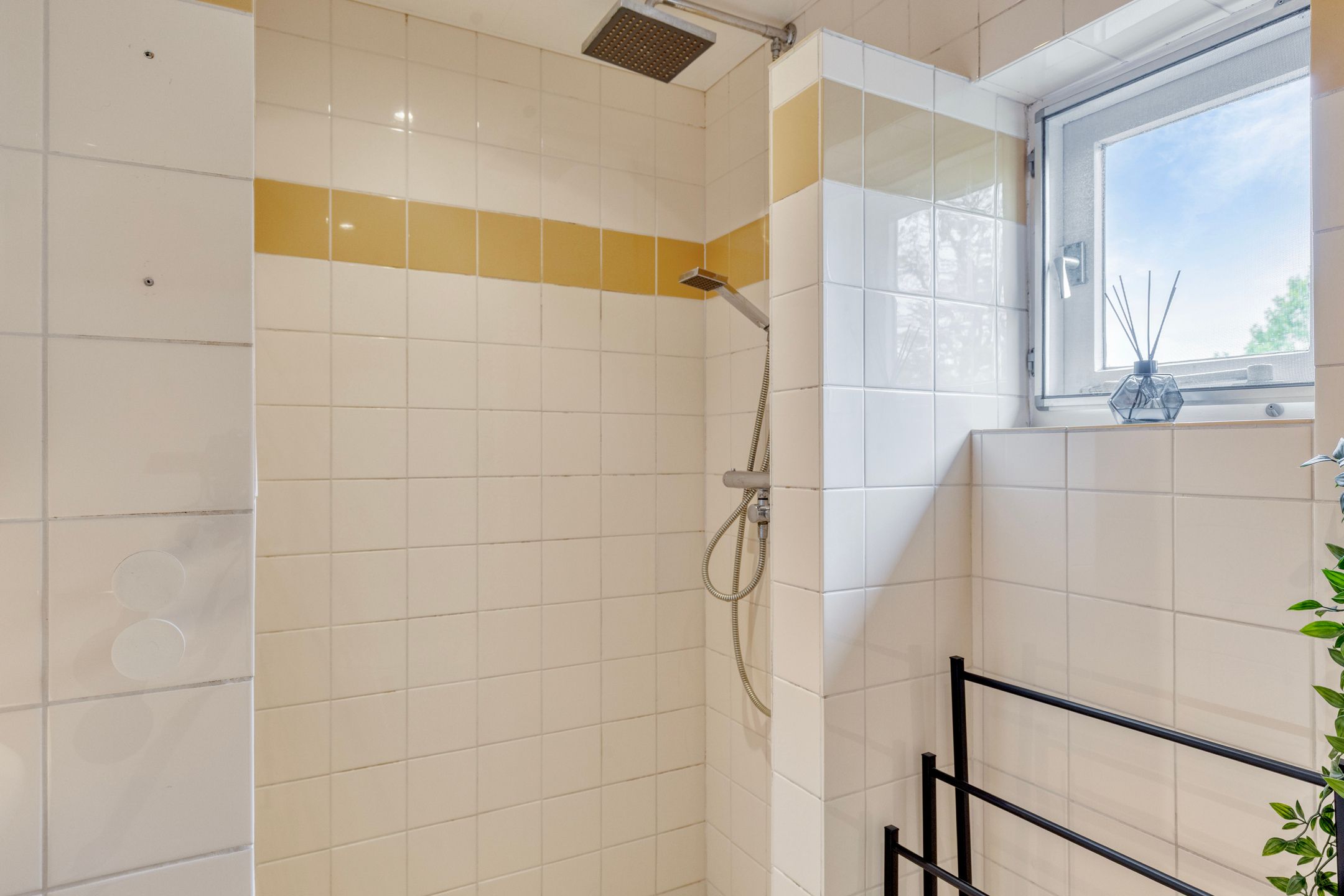 Photo 24 of Prins Bernhardstraat 27