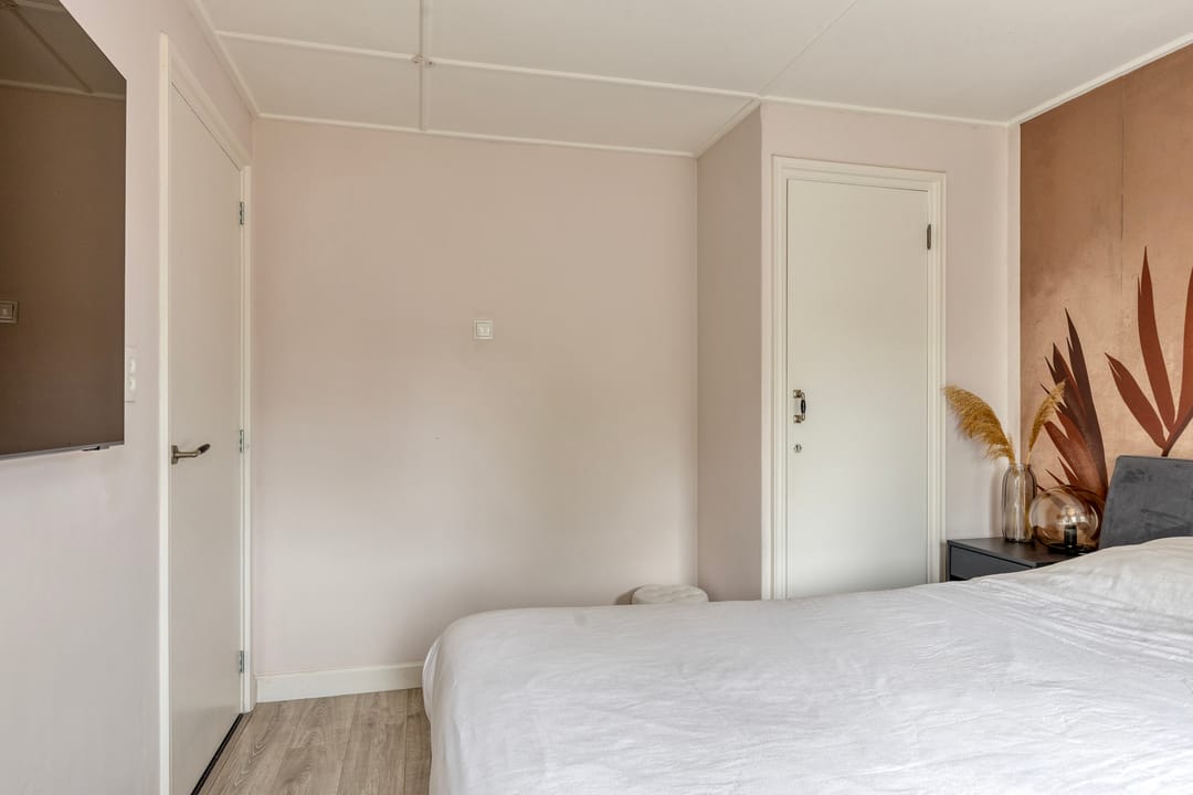 Photo 22 of Prins Bernhardstraat 27