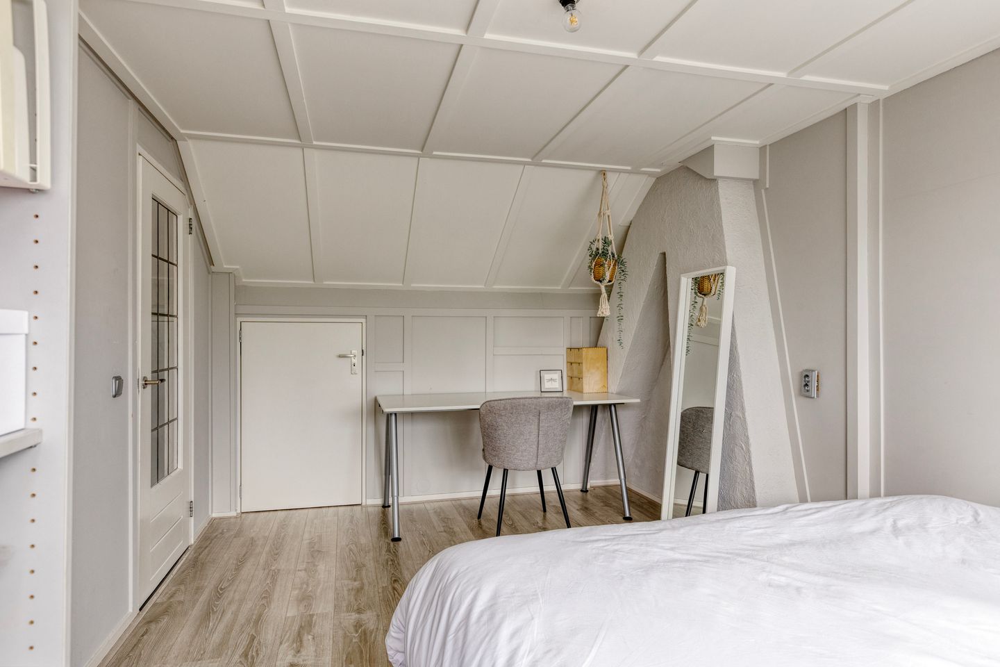 Photo 34 of Prins Bernhardstraat 27