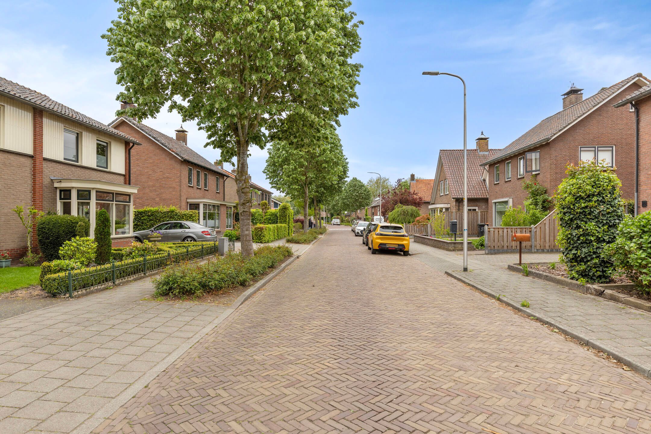 Photo 45 of Prins Bernhardstraat 27