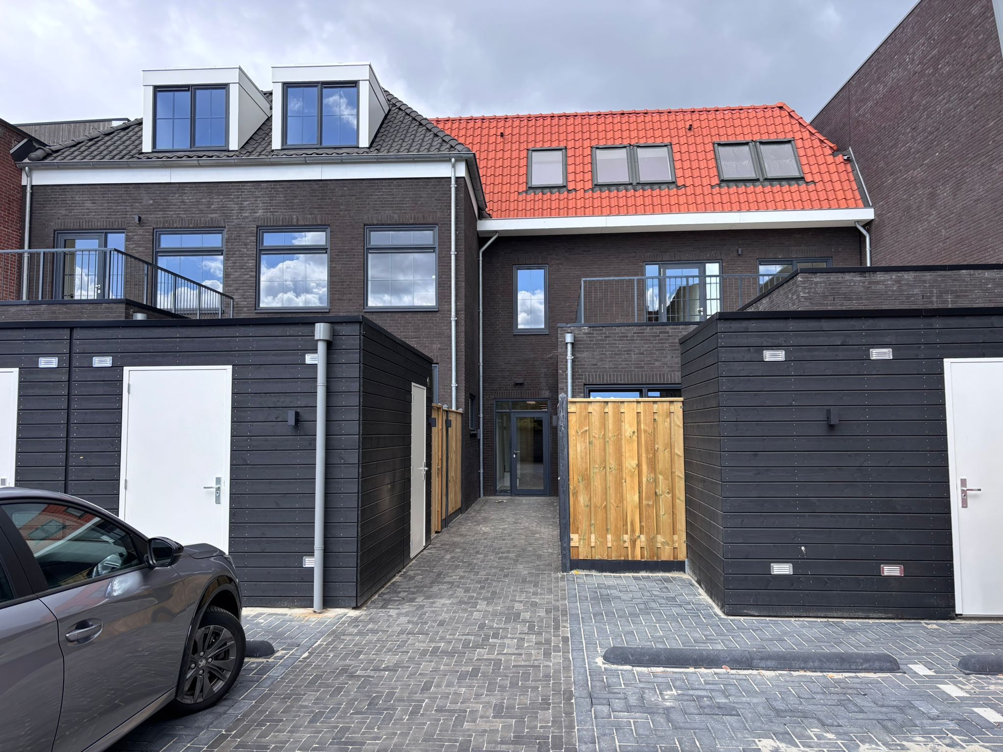 Photo 30 of Grotestraat 138-B