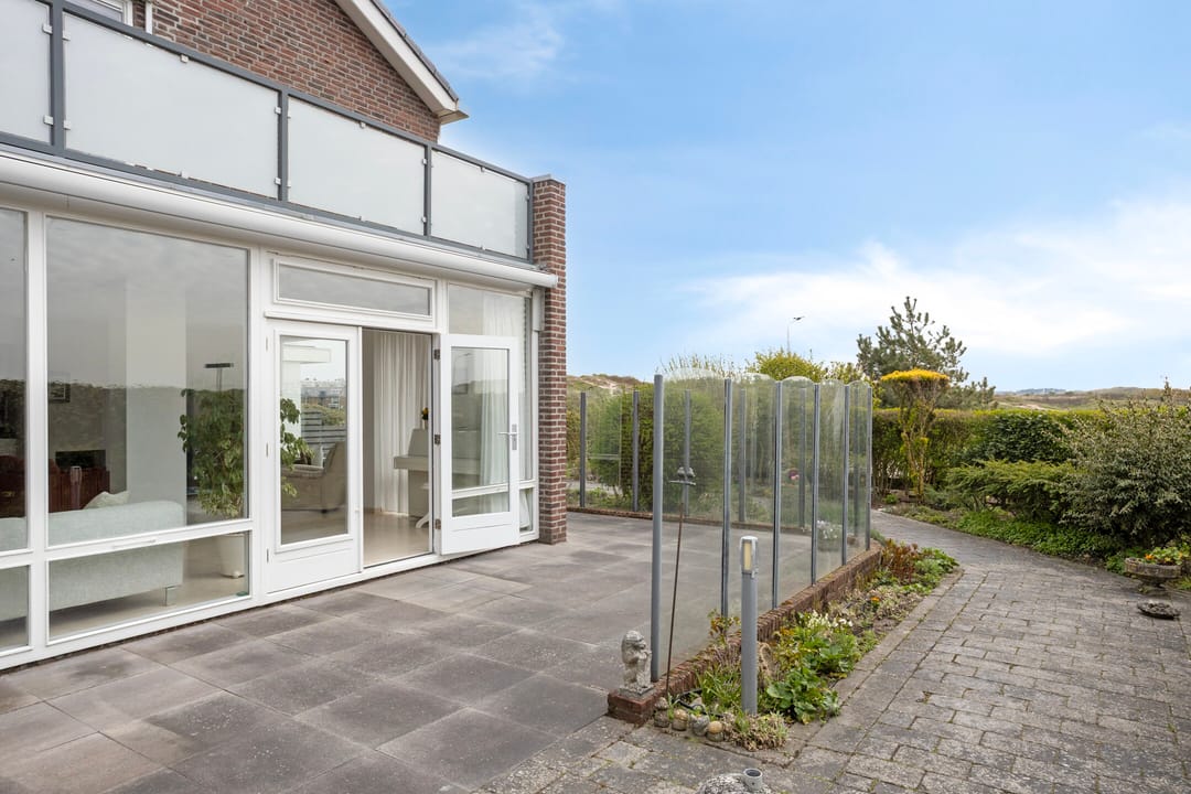 Photo 17 of Cort van der Lindenstraat 26