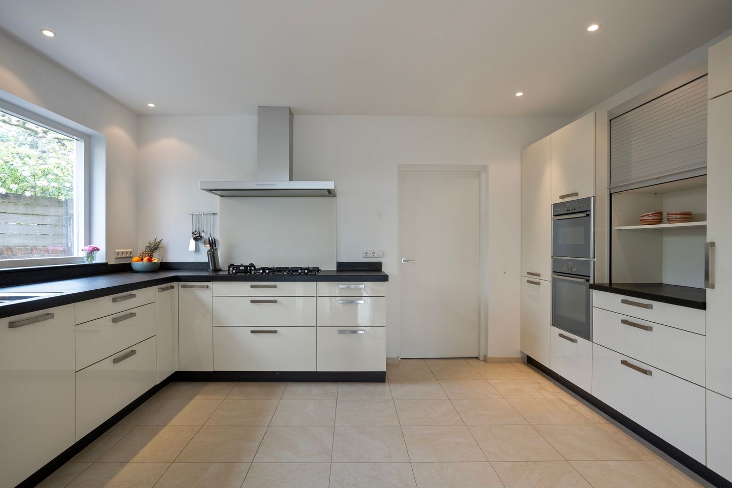 Photo 20 of Cort van der Lindenstraat 26